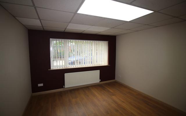 ground-floor-offices-with-parking-available-to-let