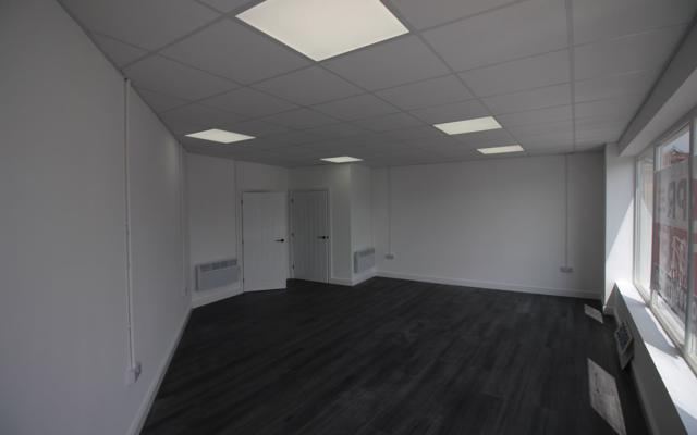 fully-refurbished-ground-floor-retail-unit