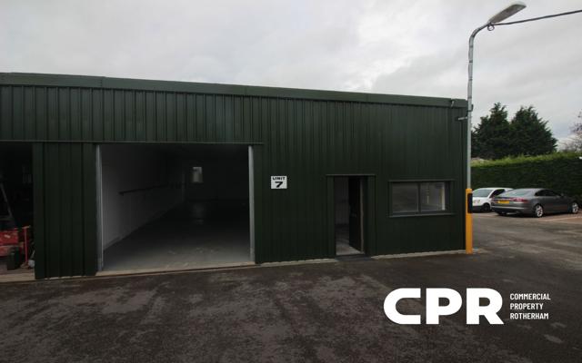 modern-light-industrial-unit-to-let