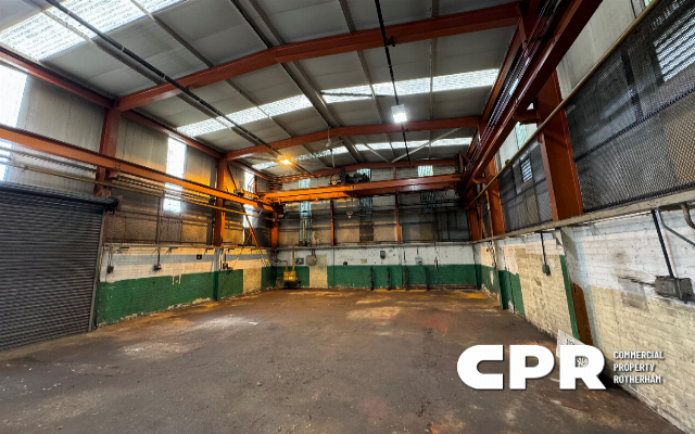 8395-industrial-unit-with-crane-facility