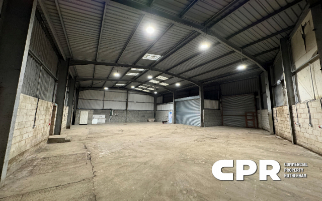 4050-detached-industrial-unit-with-secure-yard