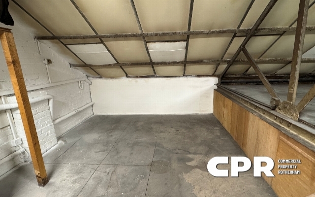 4271-end-of-terrace-industrial-unit-with-excellent