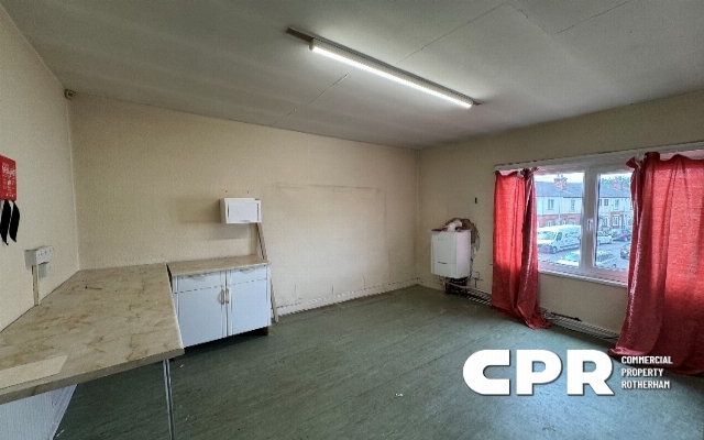4847-freehold-commercial-premises