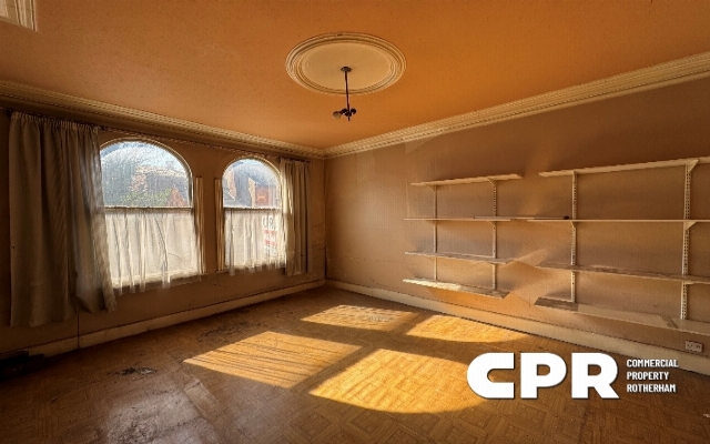 5381-freehold-retail-sales-shop
