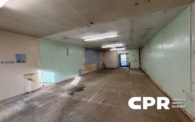 8830-freehold-retail-sales-shop-with-selfcontained