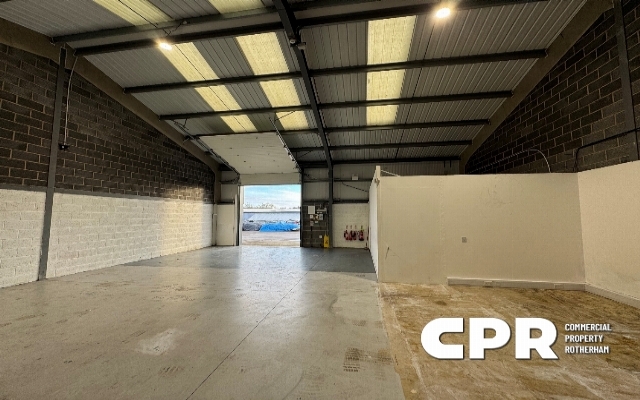 2947-modern-light-industrial-unit-with-4-parking