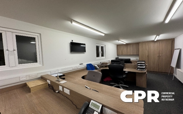 5472-warehouse-offices--showroom-with-generous-yard-