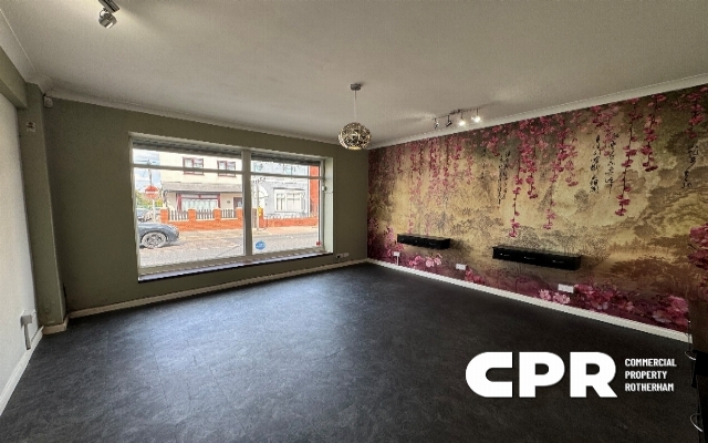 2432-doublefronted-ground-floor-retail-sales-shop-