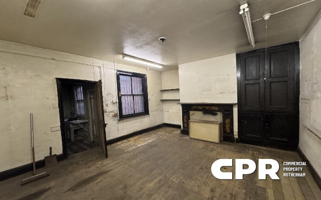 3908-freehold-retail-sales-building-forming-part-of