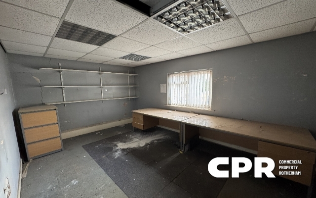 7502-freehold-light-industrial-units--office-with