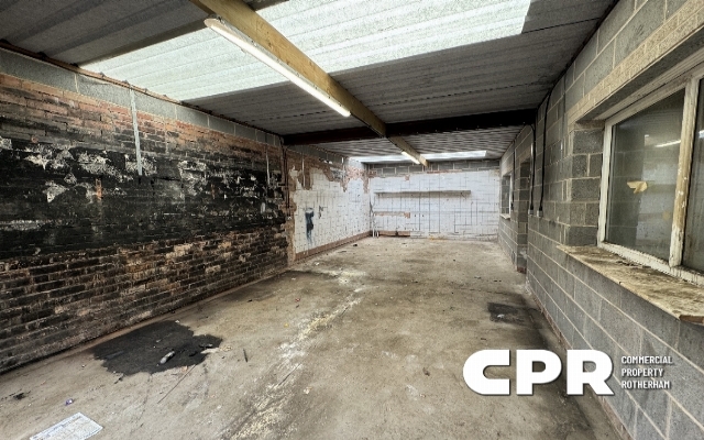 7502-freehold-light-industrial-units--office-with